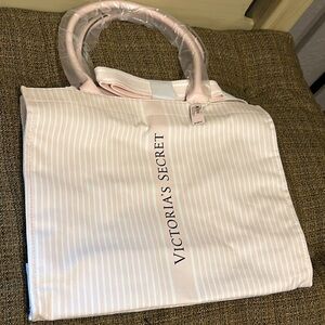 NWT Victoria’s Secret Tote